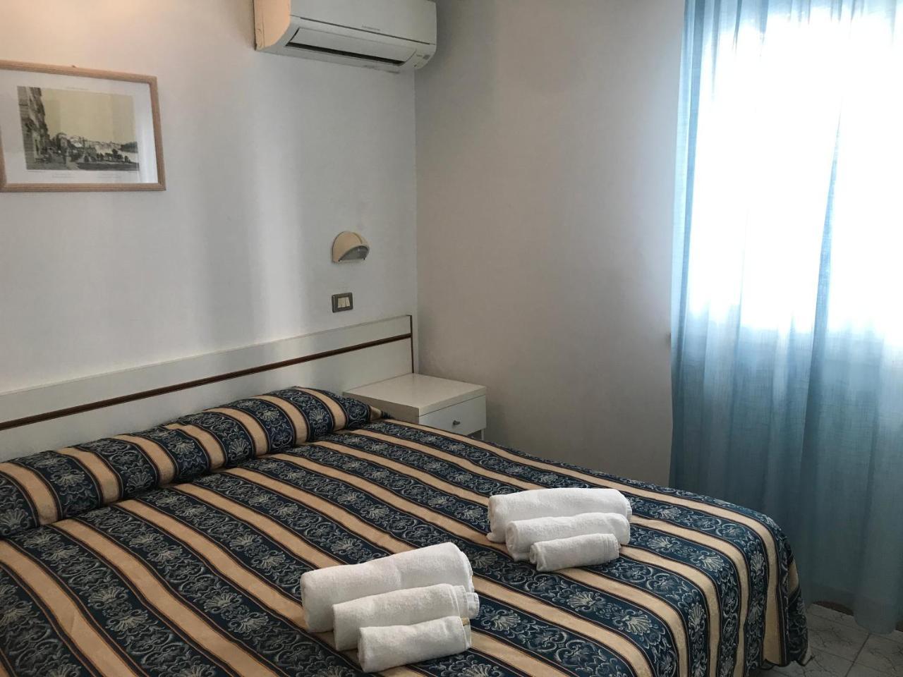 Hotel Riva Rimini Zewnętrze zdjęcie